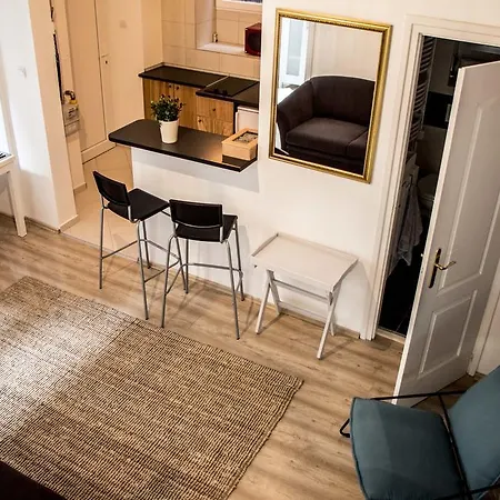 Apartament Romeo's *